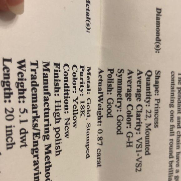 18K Gold Heart Pendant With 22 Diamonds - Picture 7 of 9